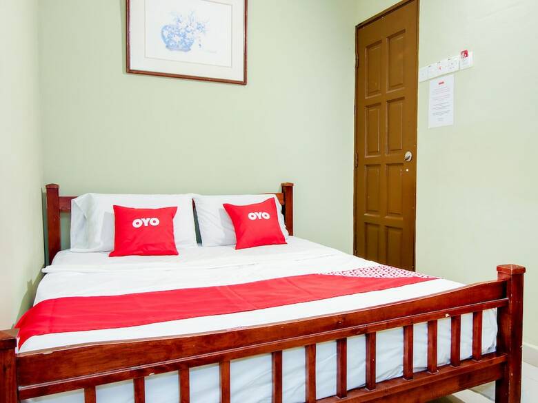 Oyo 89689 Zahrin Hotel