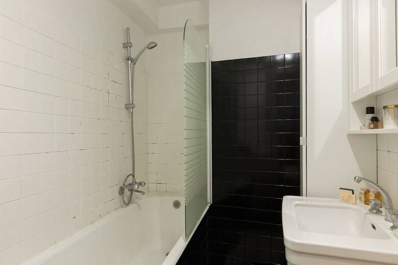 Apartamento Modish Style By The Palais Royal