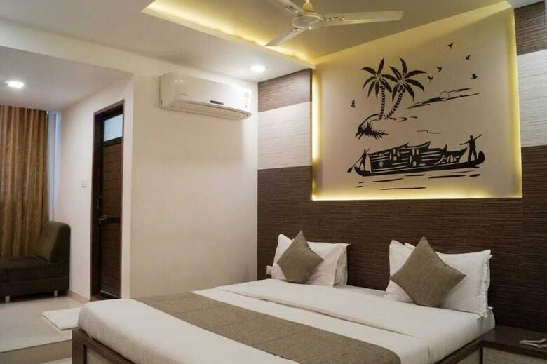 Hotel Ambassador