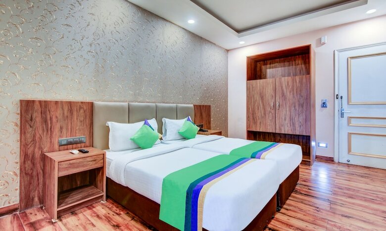 Hotel Treebo Trend All Heavens Gold