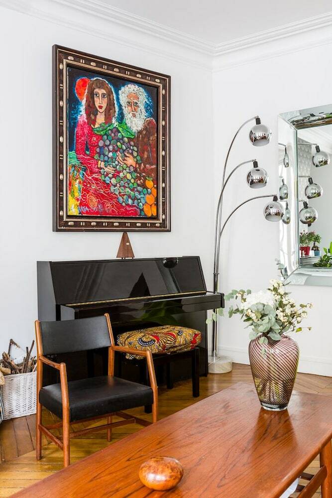 Apartamento Dark Sophistication In The 16th