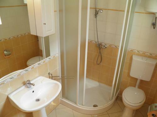 Apartamentos Villa Limun