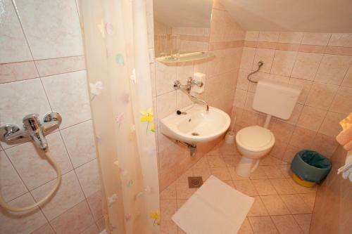 Hostal Pansion Burin