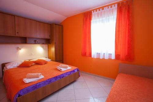 Hostal Pansion Burin