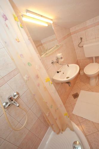Hostal Pansion Burin