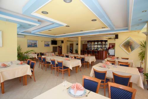 Hostal Pansion Burin