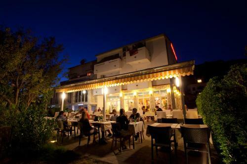Hostal Pansion Burin