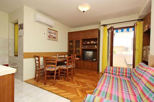 Apartment Marinko