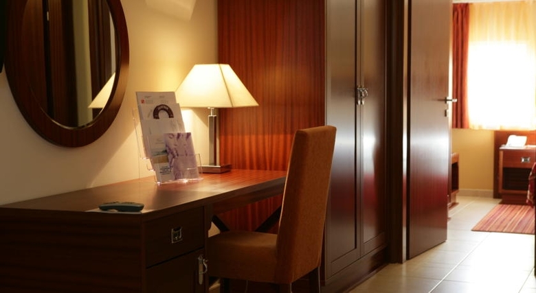 Hotel Atrium Residence Baska