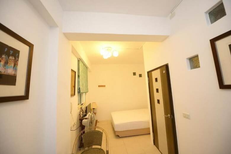 Hotel Happy Feet Youth B&B