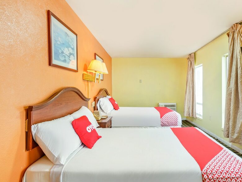 Oyo Hotel Peoria Il I-74