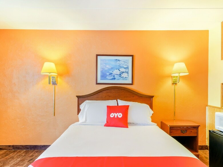 Oyo Hotel Peoria Il I-74