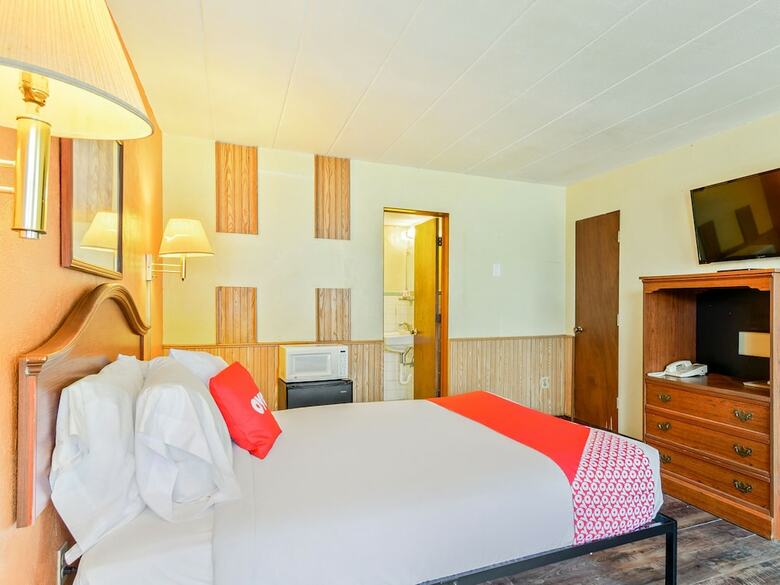 Oyo Hotel Peoria Il I-74