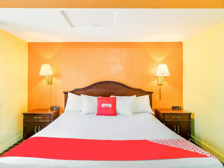 Oyo Hotel Peoria Il I-74