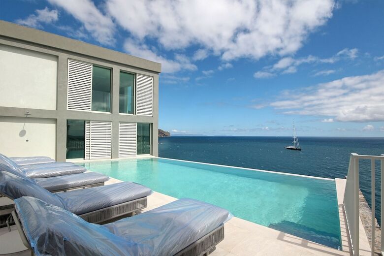Villa Luxury Barreirinha House