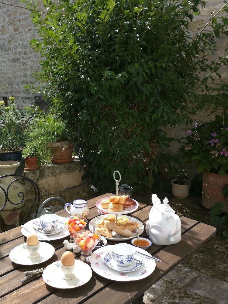 Bed & Breakfast Quai Des Fleurs Saint Savinien