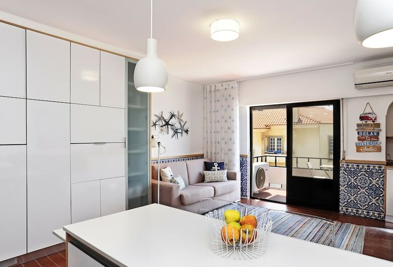 Azenha Apartment