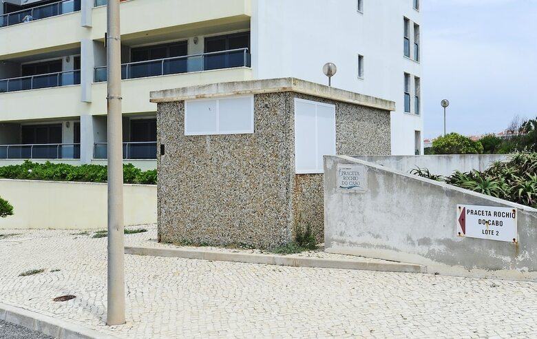 Ocean Breeze Apartment