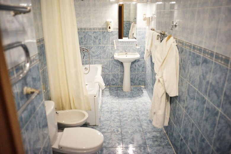 Hotel Grumant Resort And Spa