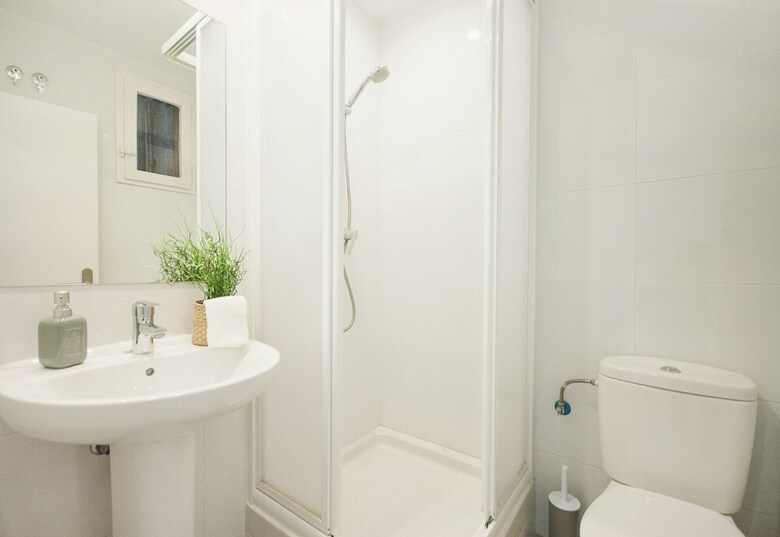 Hotel Lets Holidays Rooms Cadaques