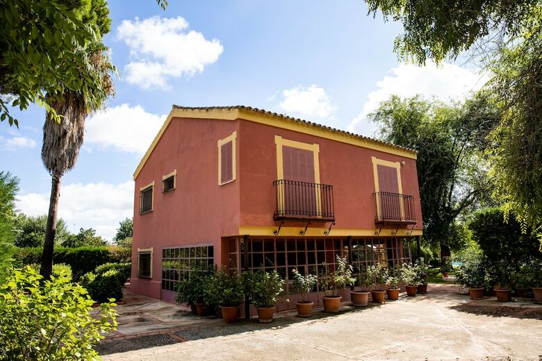 Villa Lucrecia