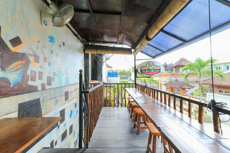 Hotel Deseruni Guest House