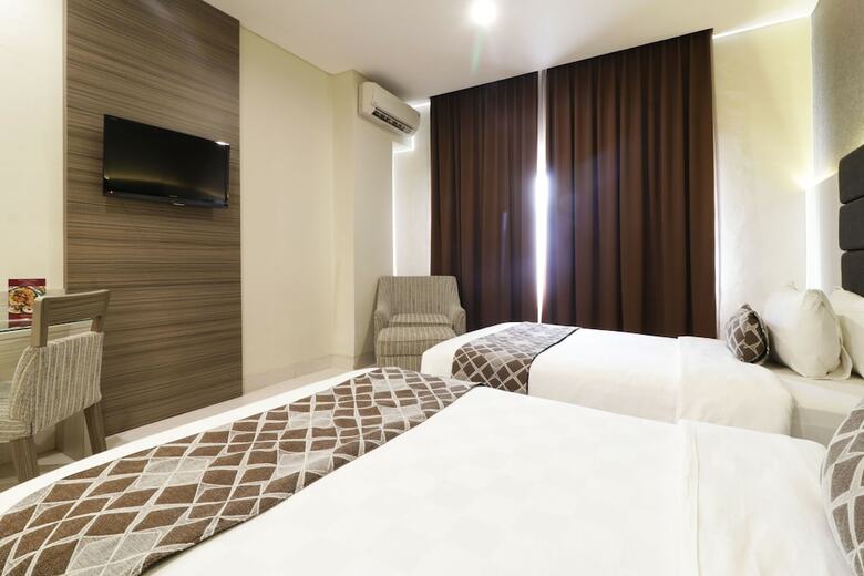 Hotel Gren Alia Jakarta