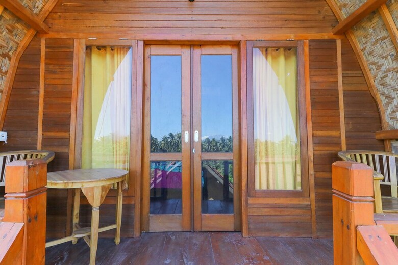 Hotel Road Hill Bungalow