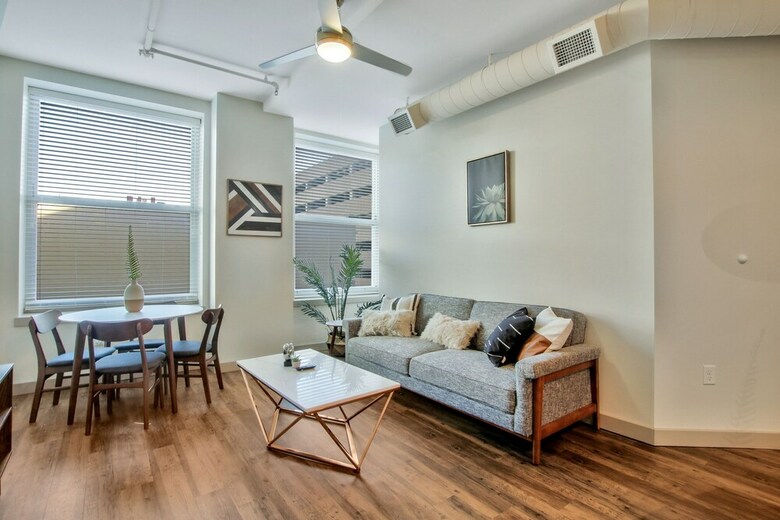 Apartamentos The Old Town Luxury Lofts