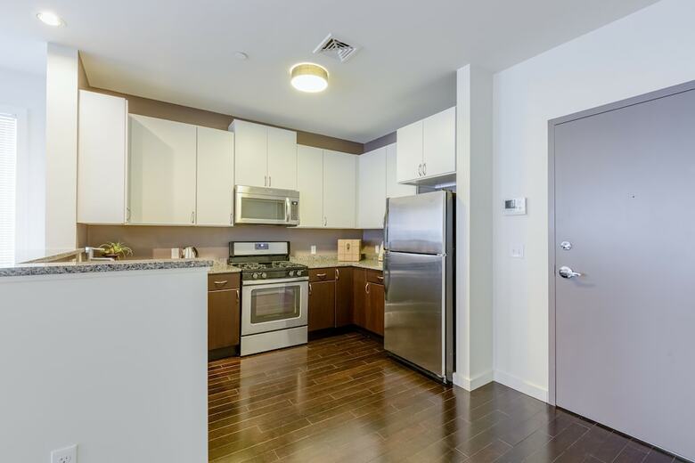 Peachtree Apartments By Avalon Suites