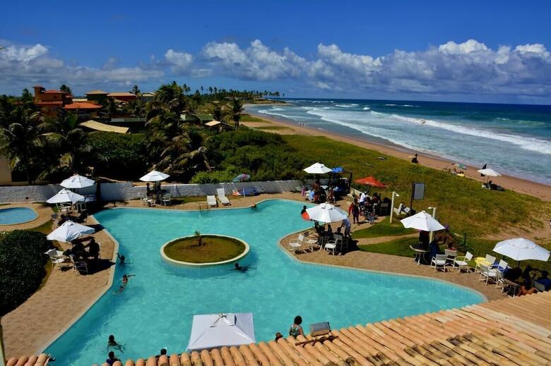 Oyo Arembepe Beach Hotel