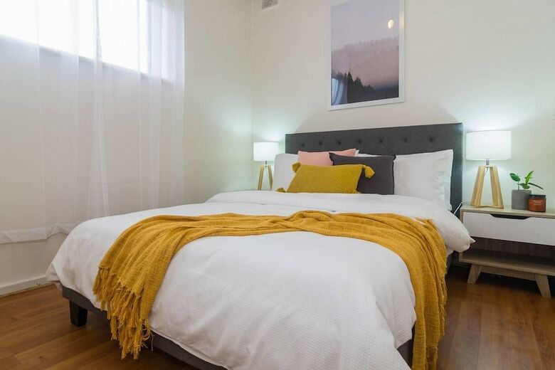 Hideaway @ Adelphi-waterfront Apartment - Wifi - Nespresso