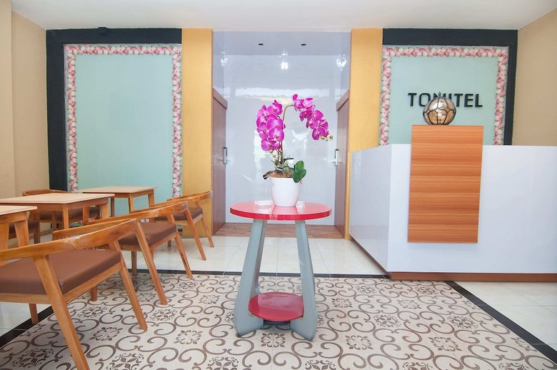 Hostal Tonitel Hotel Malioboro Yogyakarta - Hostel (Adults Only)