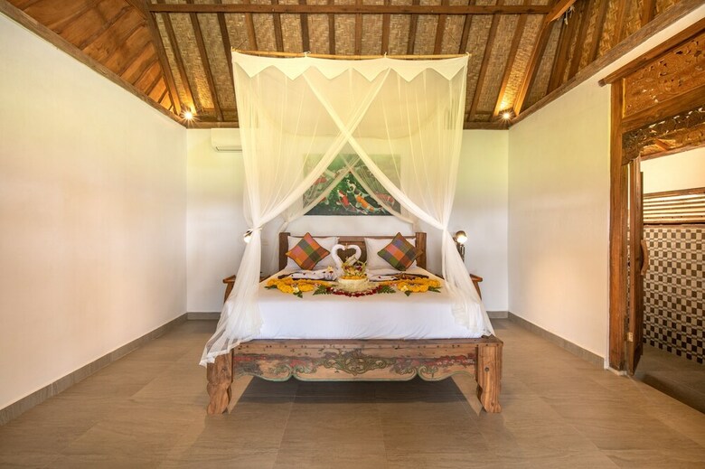 Nanang Antique Ubud Villa