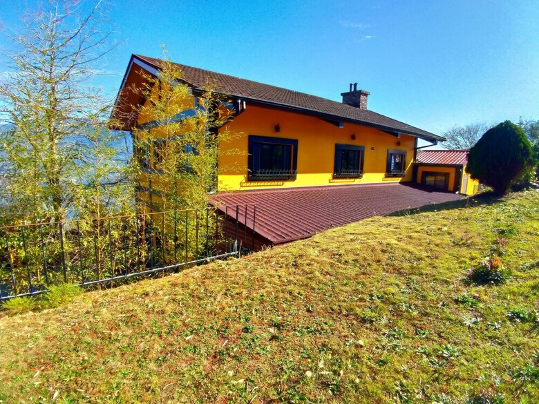 Bed & Breakfast Nuowei Senlin Cottage