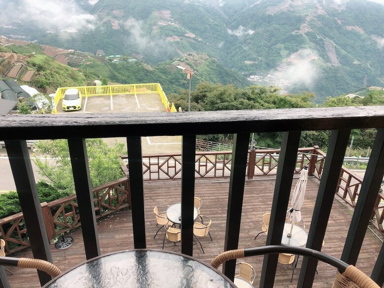 Bed & Breakfast Nuowei Senlin Cottage