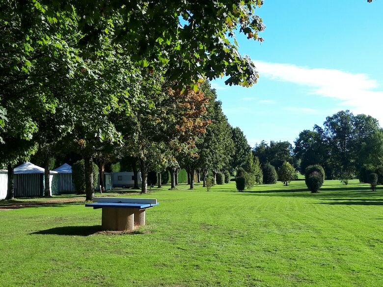 Camping Des 2 Rives