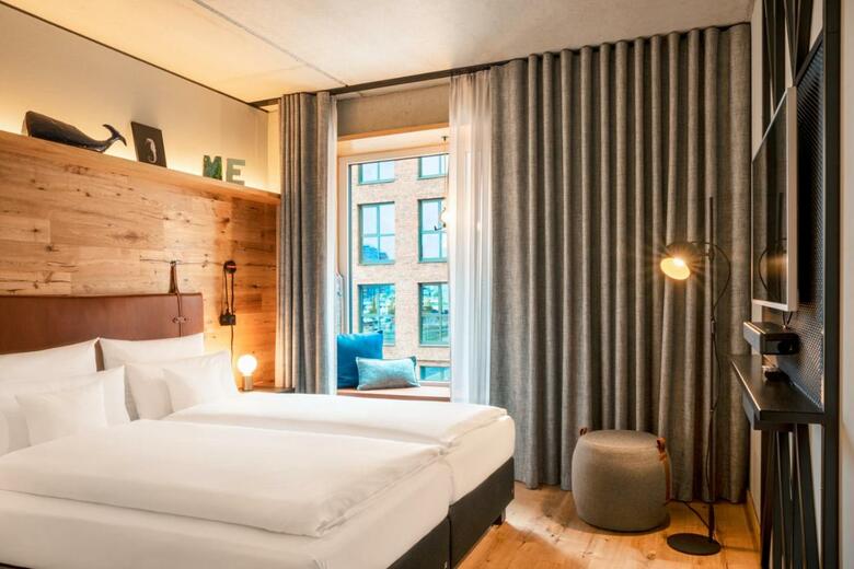 Me And All Hotel Kiel