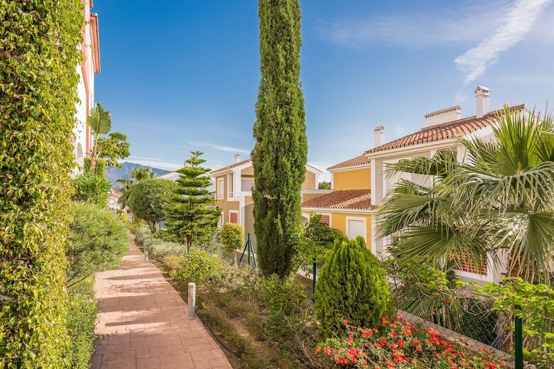 Aparthotel Cortijo Del Mar Resort