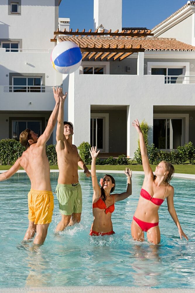 Aparthotel Cortijo Del Mar Resort