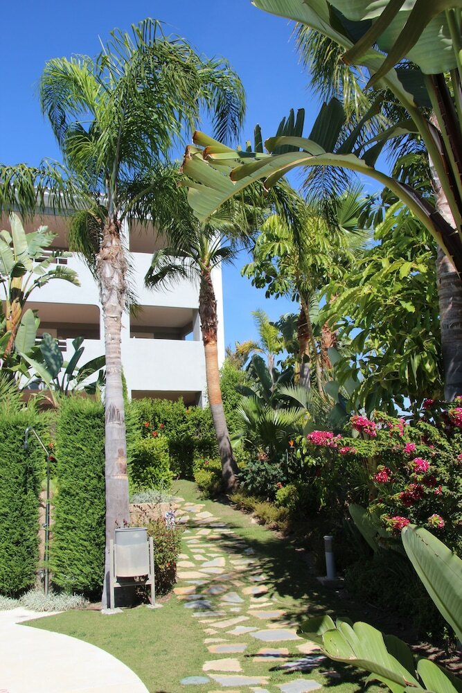 Aparthotel Cortijo Del Mar Resort
