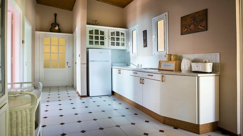 Apartamentos Anthoula's House