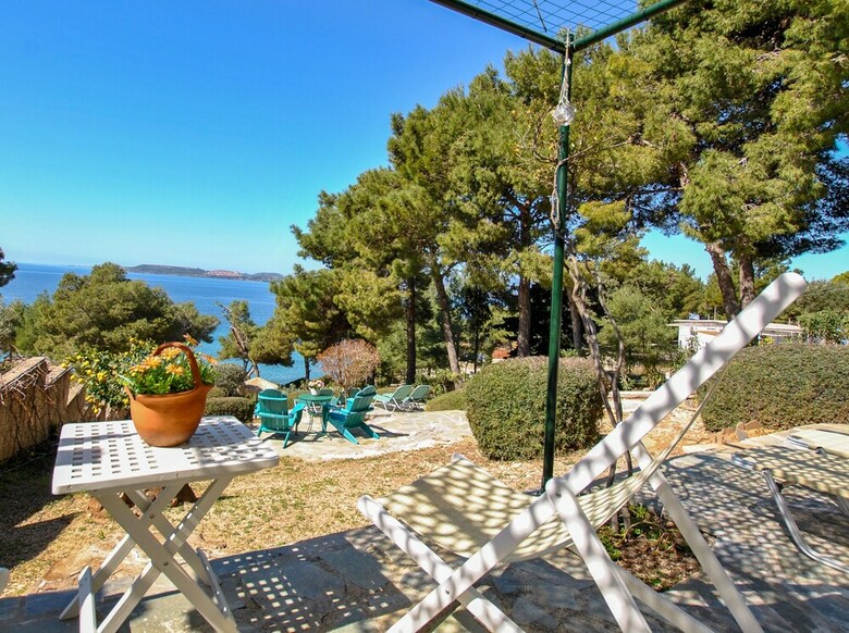 Apartamentos Anthoula's House