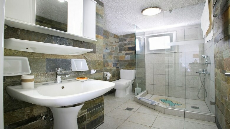 Apartamentos Anthoula's House