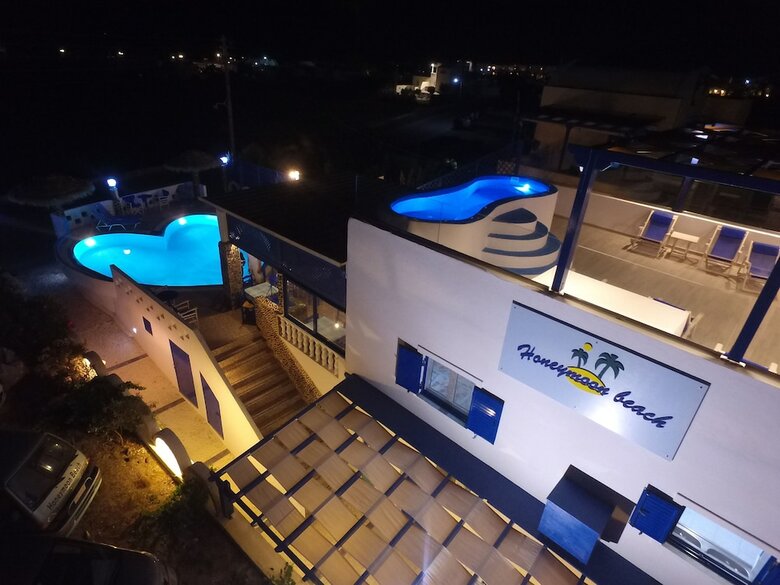 Aparthotel Honeymoon Beach Studios