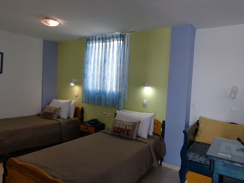 Aparthotel Honeymoon Beach Studios