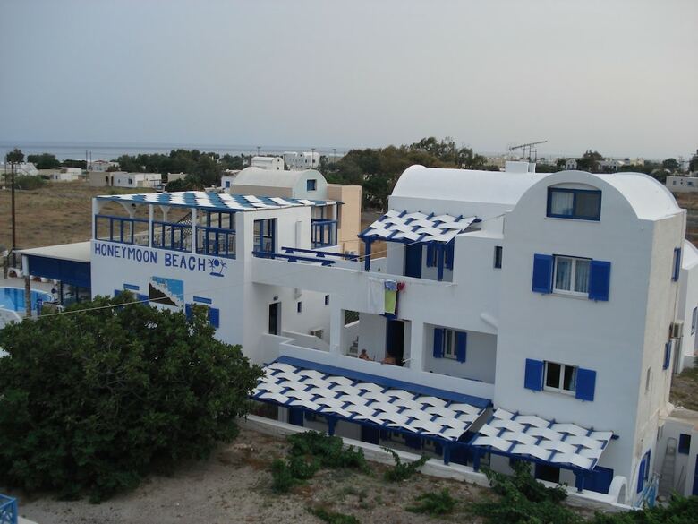 Aparthotel Honeymoon Beach Studios