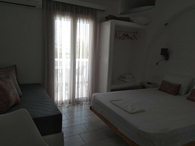 Apartamentos Nikoletta Studios