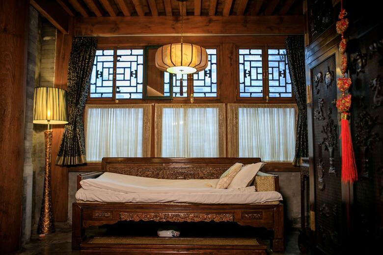 Shichahai Sandalwood Boutique Hotel