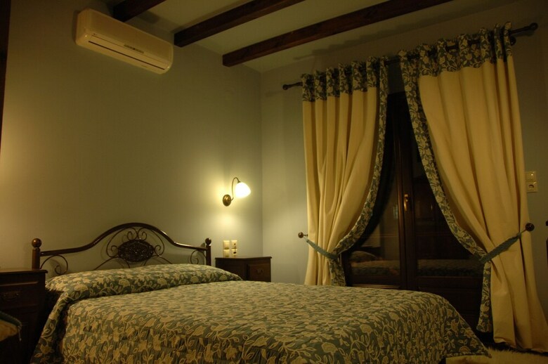 Bed & Breakfast Elena Guesthouse